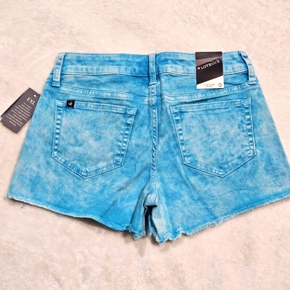 Lovesick ✦ Skull Rivet Shorts 0 ✦ Turquoise Acid Wash Raw Hem Low Rise Alt-Core - Picture 3 of 12